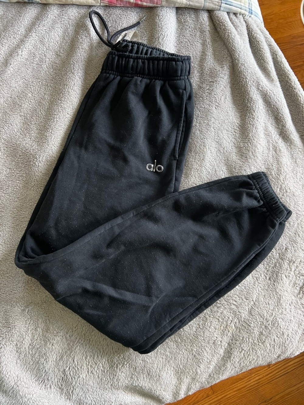 Alo Yoga Accolade Sweatpants Black XS - Picture 2 of 7